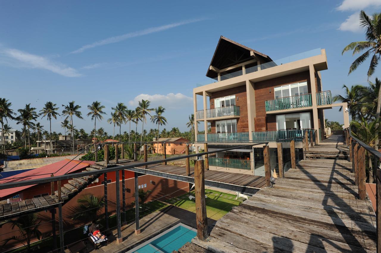 Saprin Beach Resort Uswetakeiyawa Exterior photo